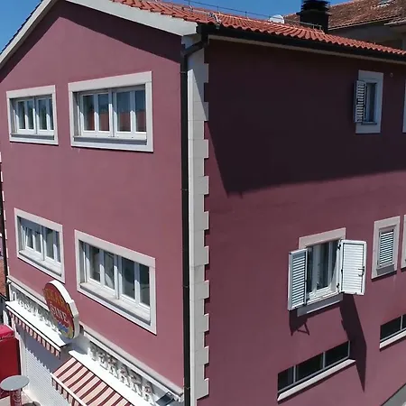 Apartment Lukic *