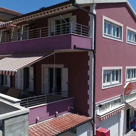 Lukic * Split