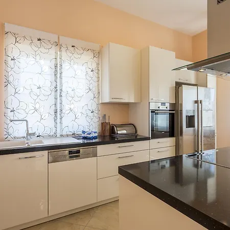 Appartement Lukic *