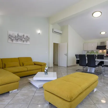 Apartament Lukić *