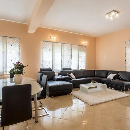 Apartment Lukic