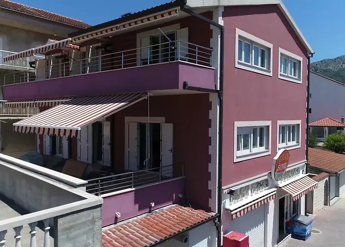 Lukic * Split